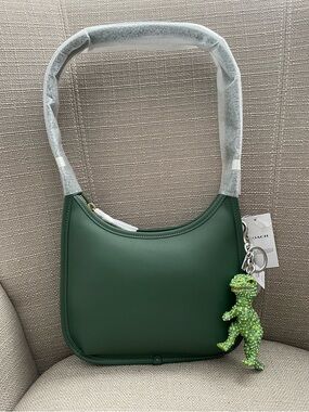 Coach Curve Zip Bag in Colour Brass/Hunter Green new